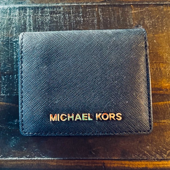 Michael Kors Wallet - Picture 1 of 13